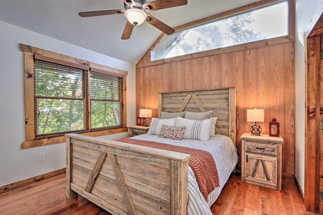 Upscale Gatlinburg Cabin Deck, Fire Pit And Hot Tub Eksteriør billede